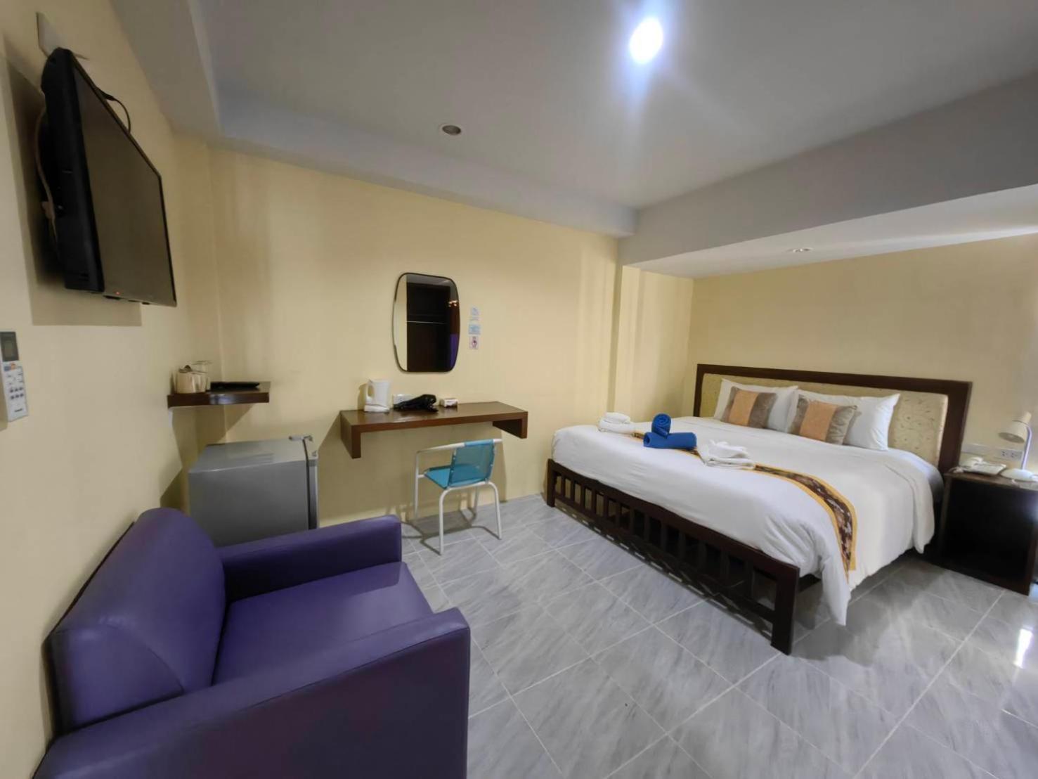 Hotel Chom By The Sea Ao Nam Mao Exterior foto