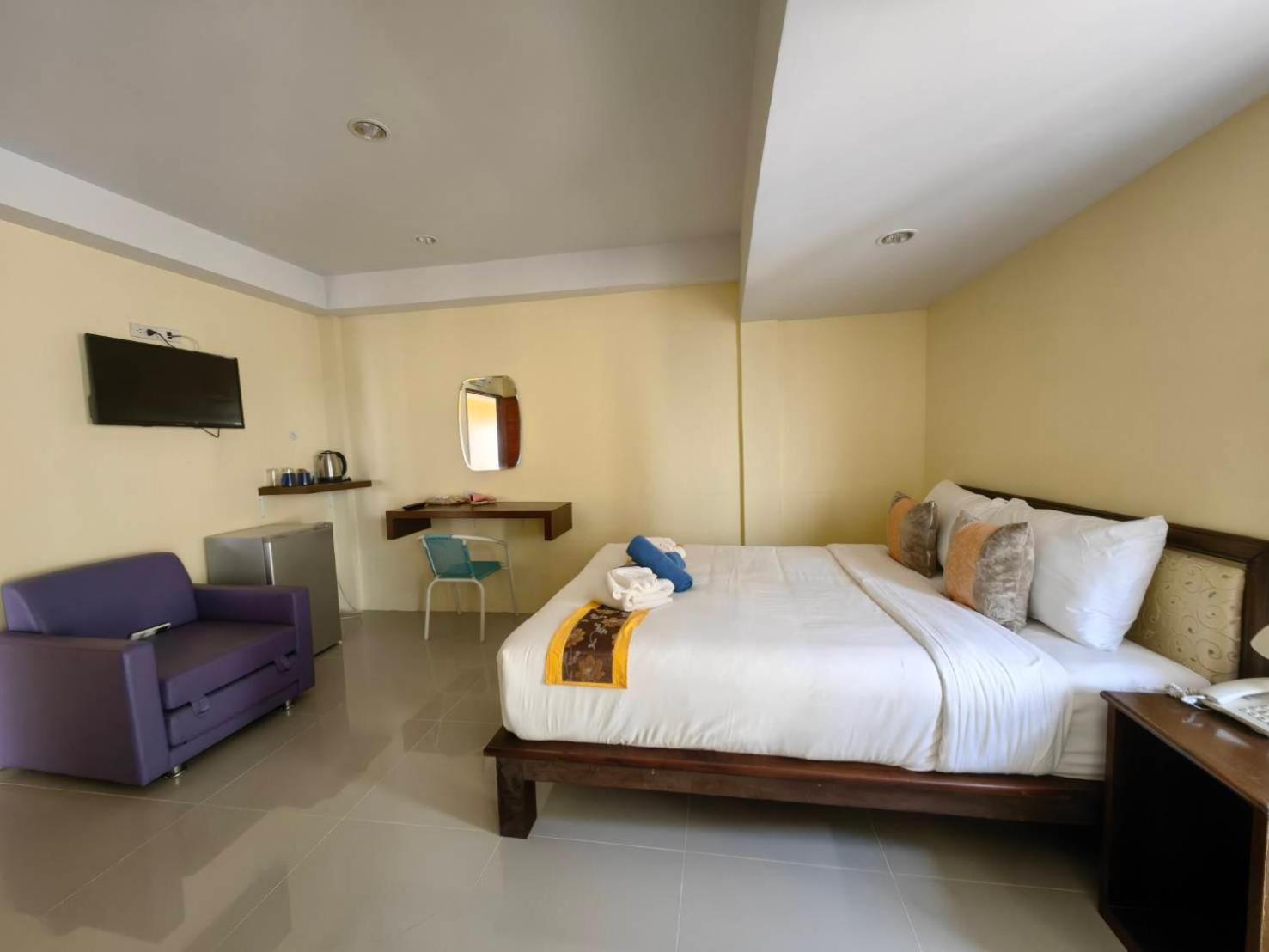 Hotel Chom By The Sea Ao Nam Mao Exterior foto